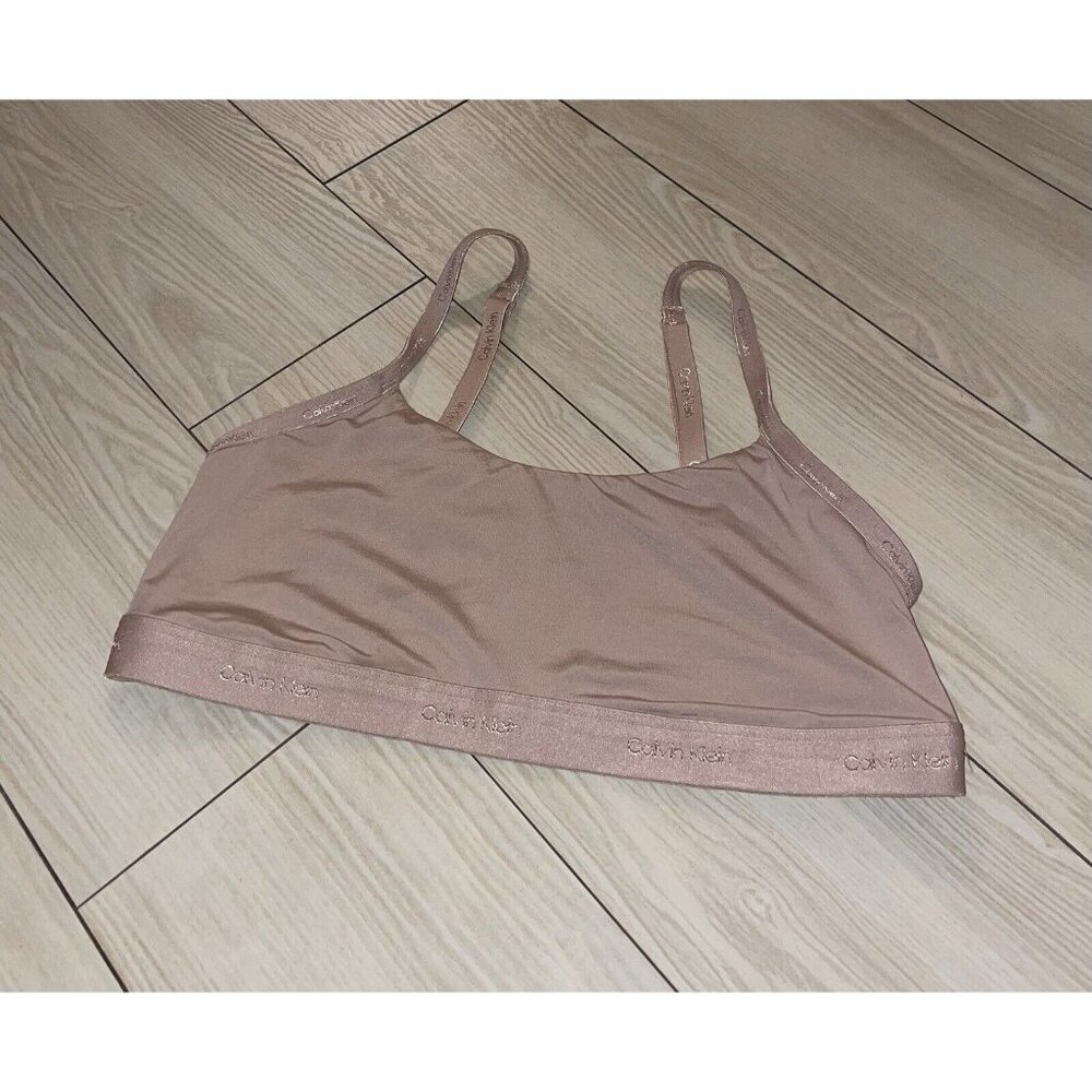 Calvin Klein QF6757 Form to Body Unlined Bralette Bra Womens L Large Beige New